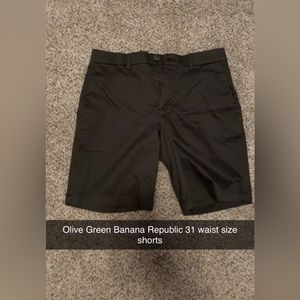 Banana Republic Shorts Waist Size 31 Olive Green